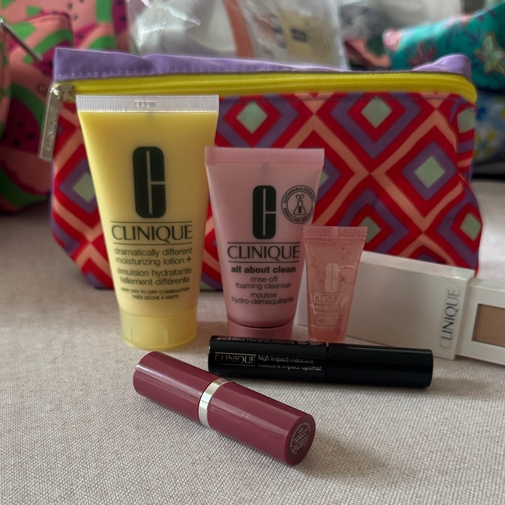 Clinique Lipstick and Skincare Set NIB